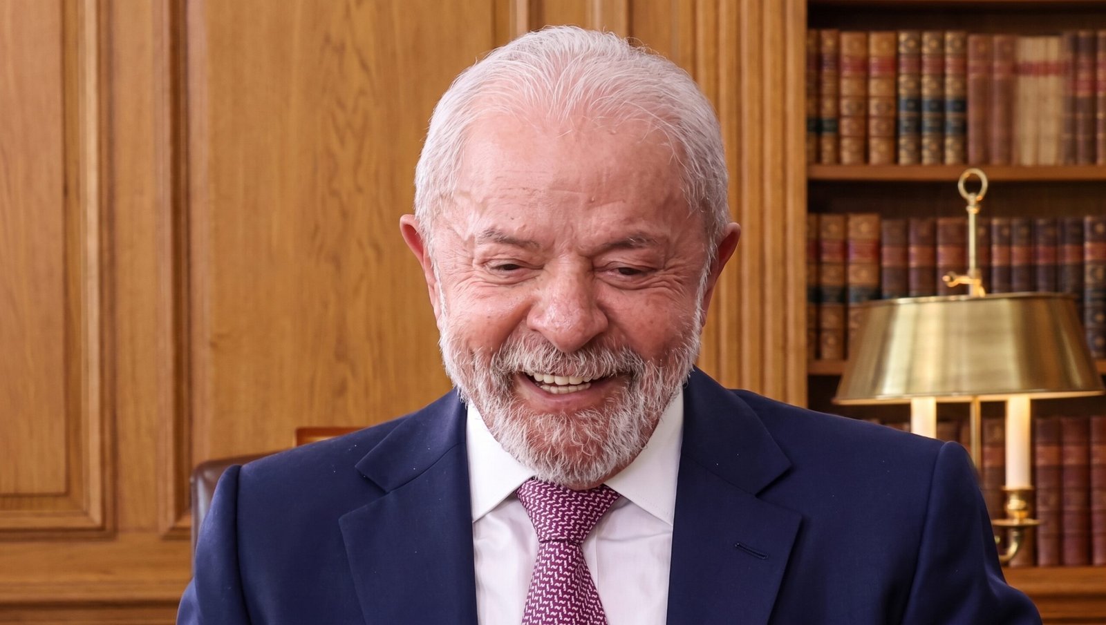 Fila do INSS cai em 2026 durante governo Lula