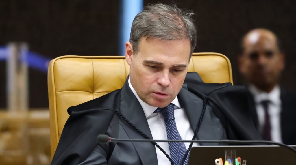 mensagens entre Castro e Mendonça